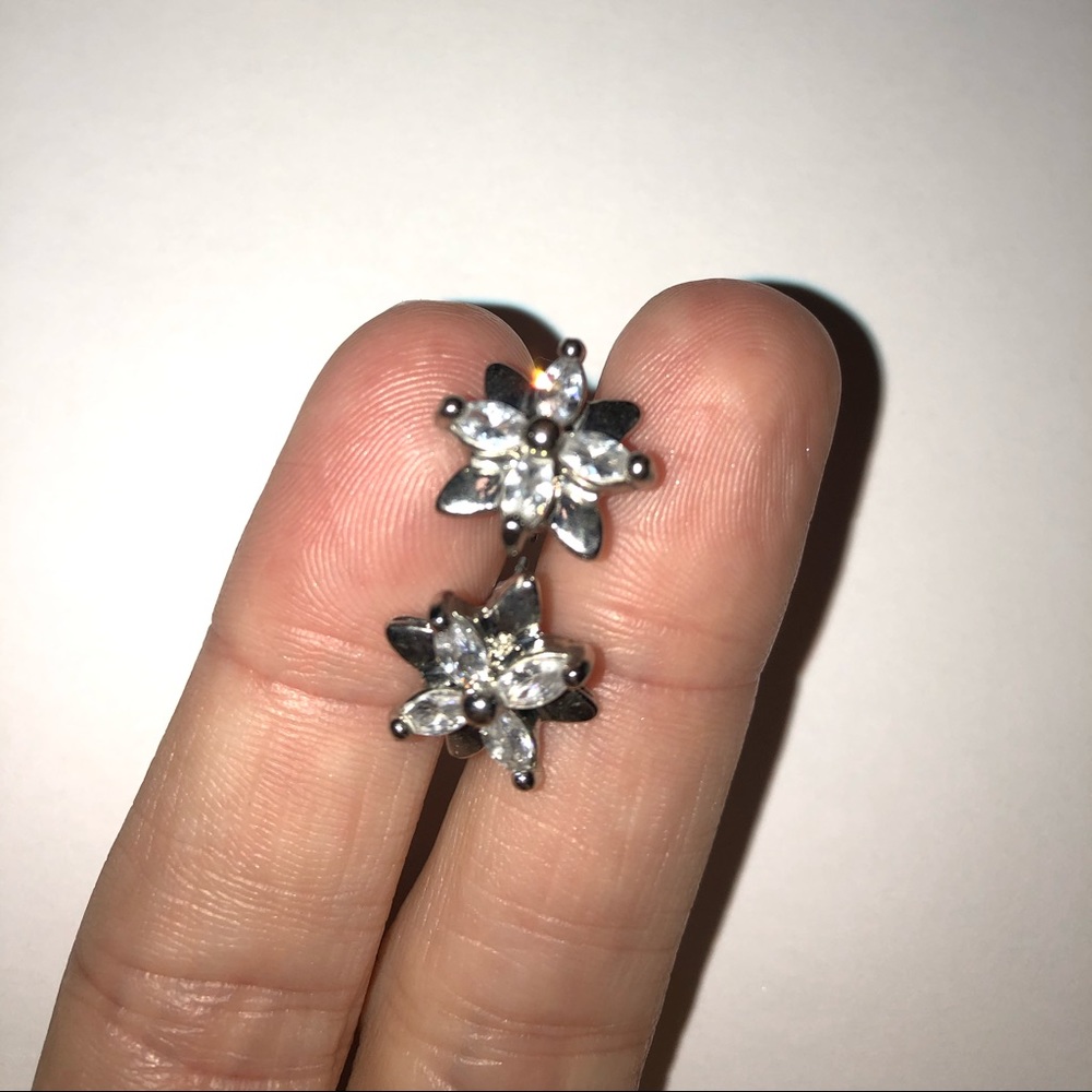 Flower earrings